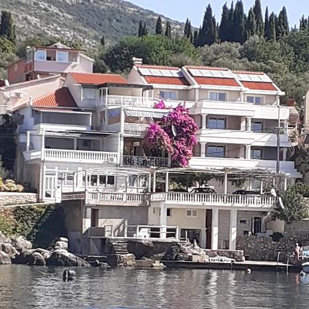 Apartments Ane Molunat Exterior photo