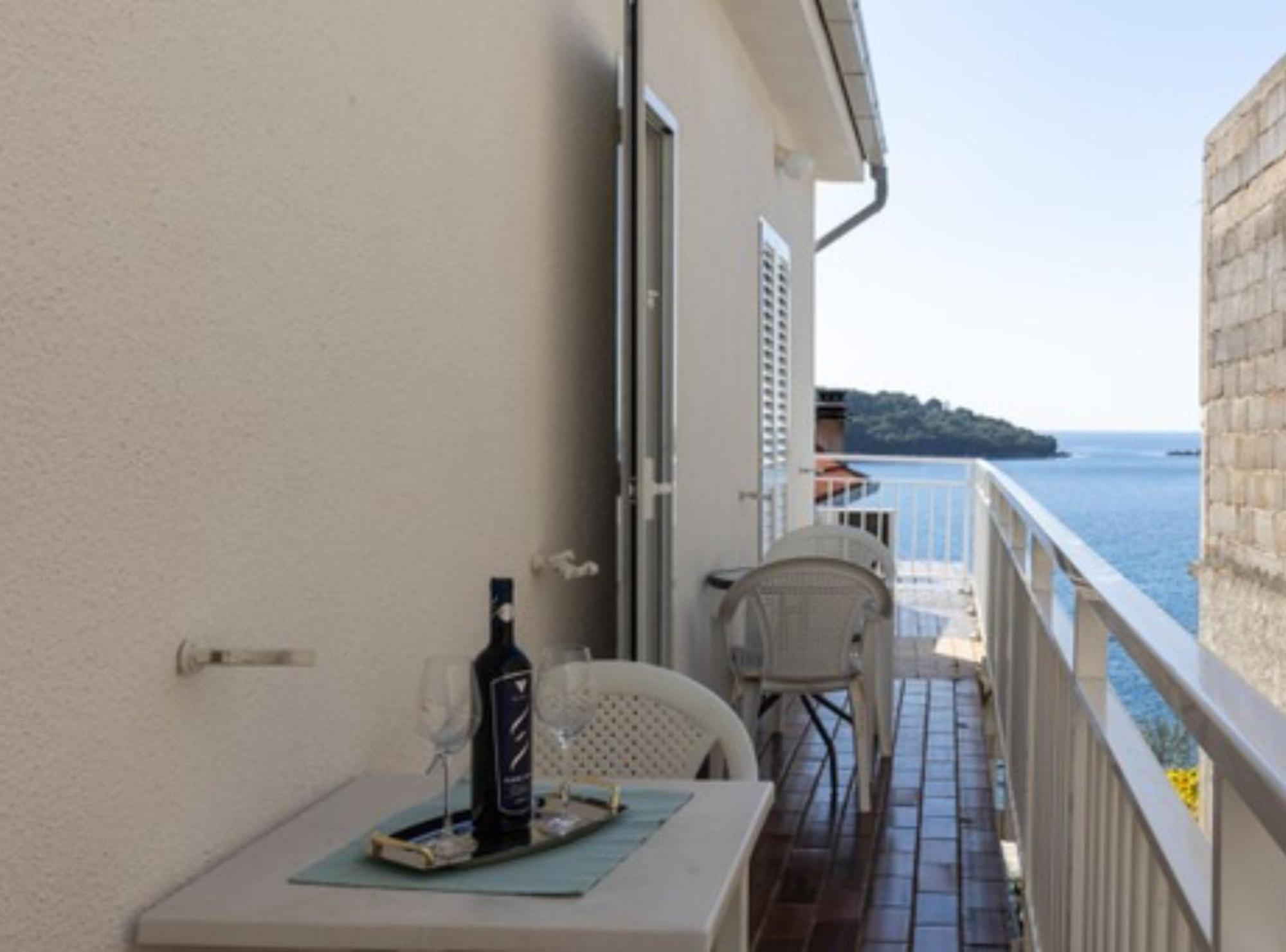Apartments Ane Molunat Exterior photo